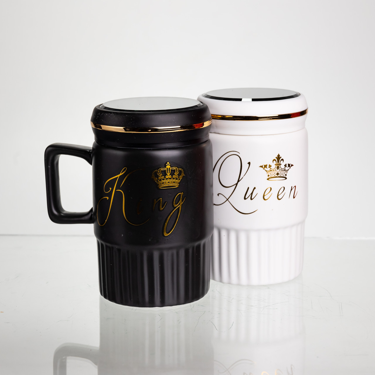 Набір парних порцелянових чашок з кришкою 2 (шт) по 450  (мл) Чорний з білим Yiwu FM-26