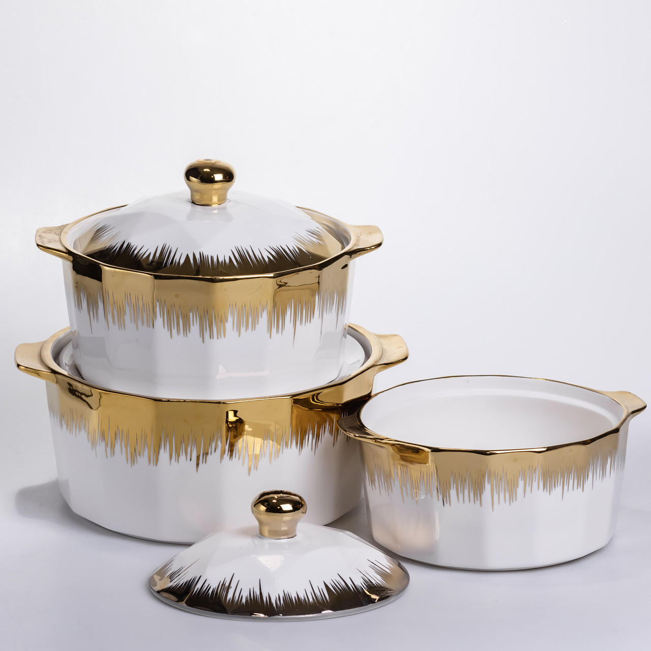 Набір супниць порцелянових 3 (шт) 1.5/2/3 (л)  каструлі бульйонниці з кришкою та ручками для дому та ресторану з позолотою ML-T26-3