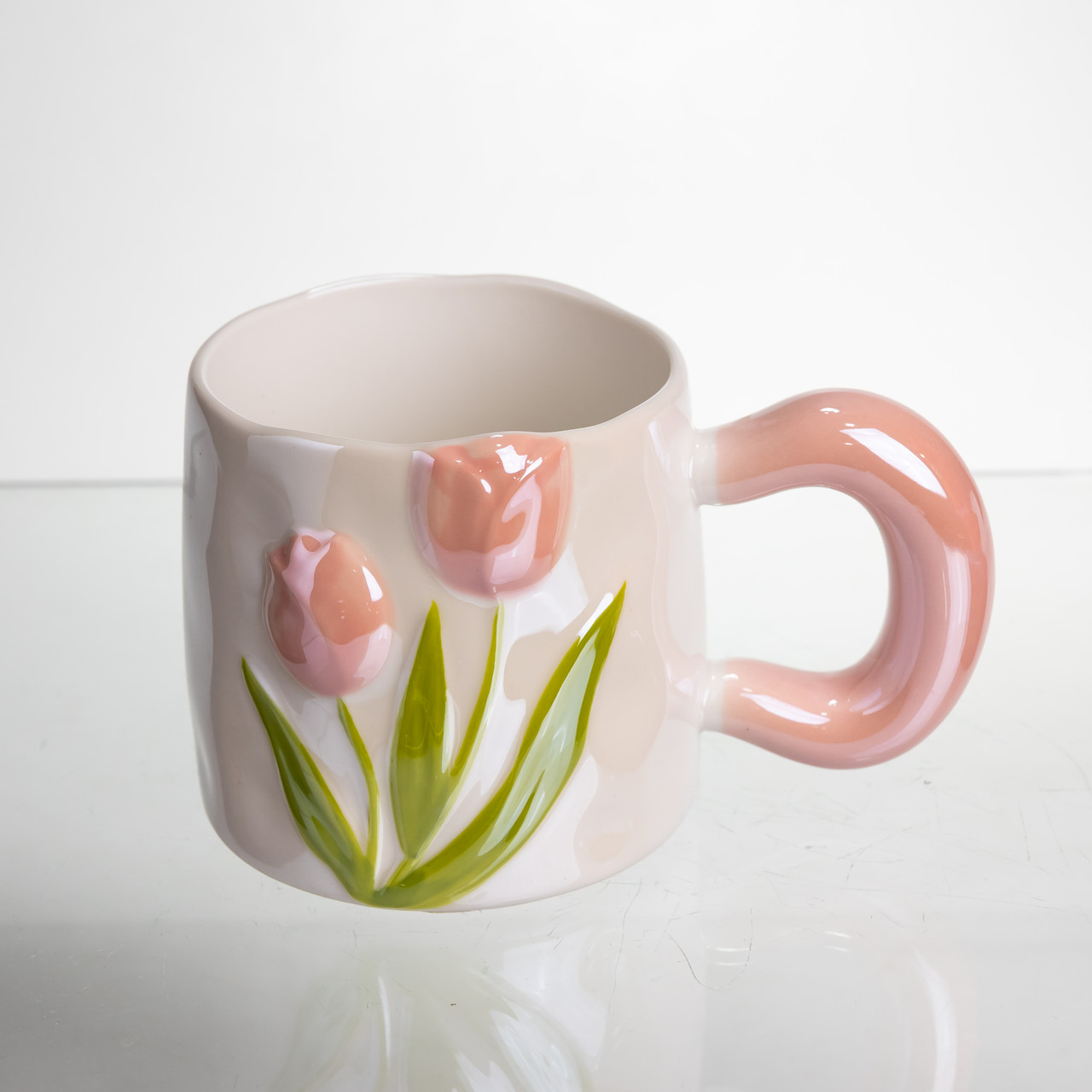 Новорічна порцелянова чашка для чаю та кави "Ніжний Тюльпан" з 3D-декором 400 мл, святкова кружка чашка на подарунок Рожевий FM-40A