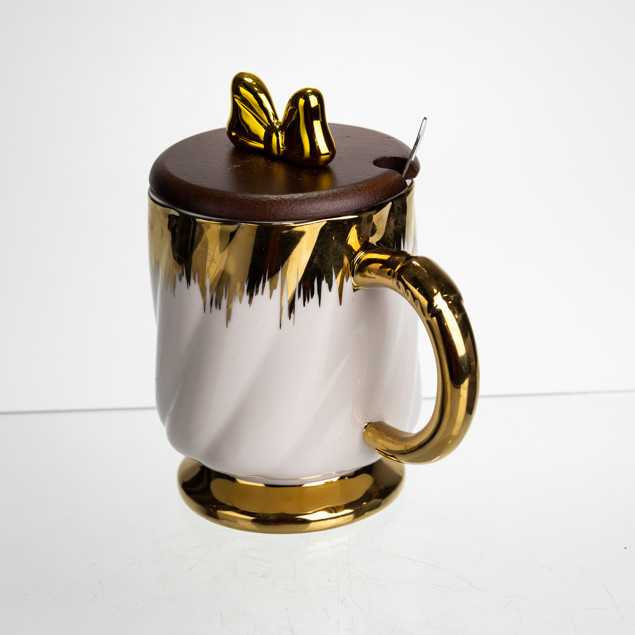 Новорічна порцелянова чашка «Золотий Вихор» 450 мл з кришкою і ложкою Yiwu FM-23D