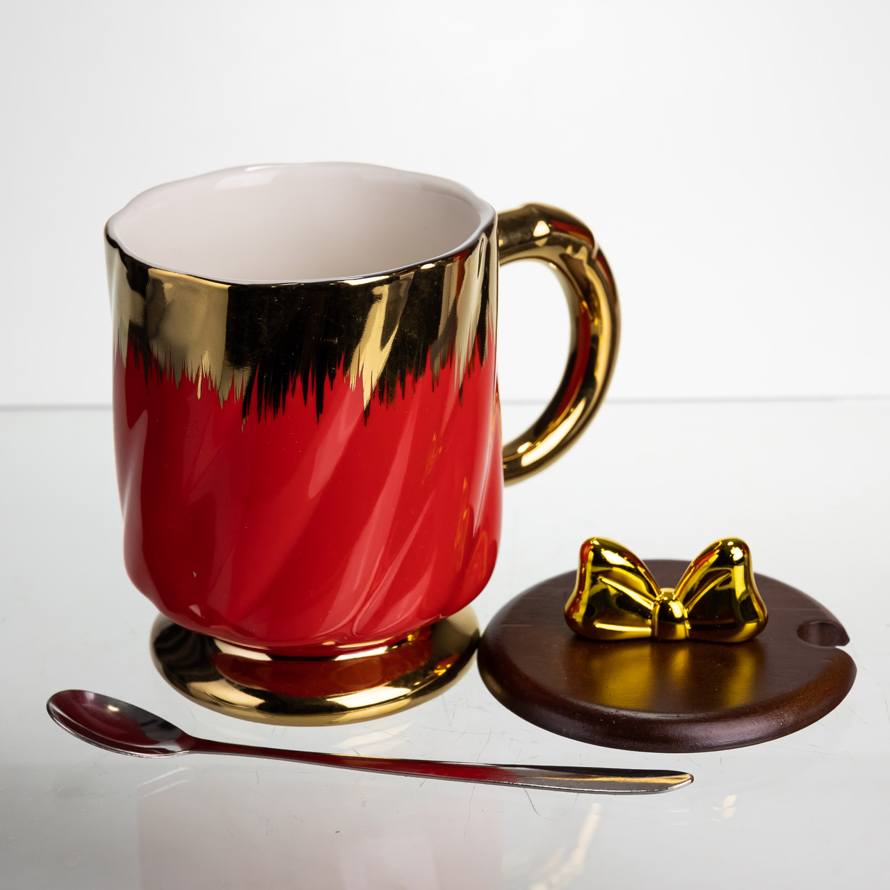 Новорічна порцелянова чашка «Золотий Вихор» 450 мл з кришкою і ложкою Yiwu FM-23C