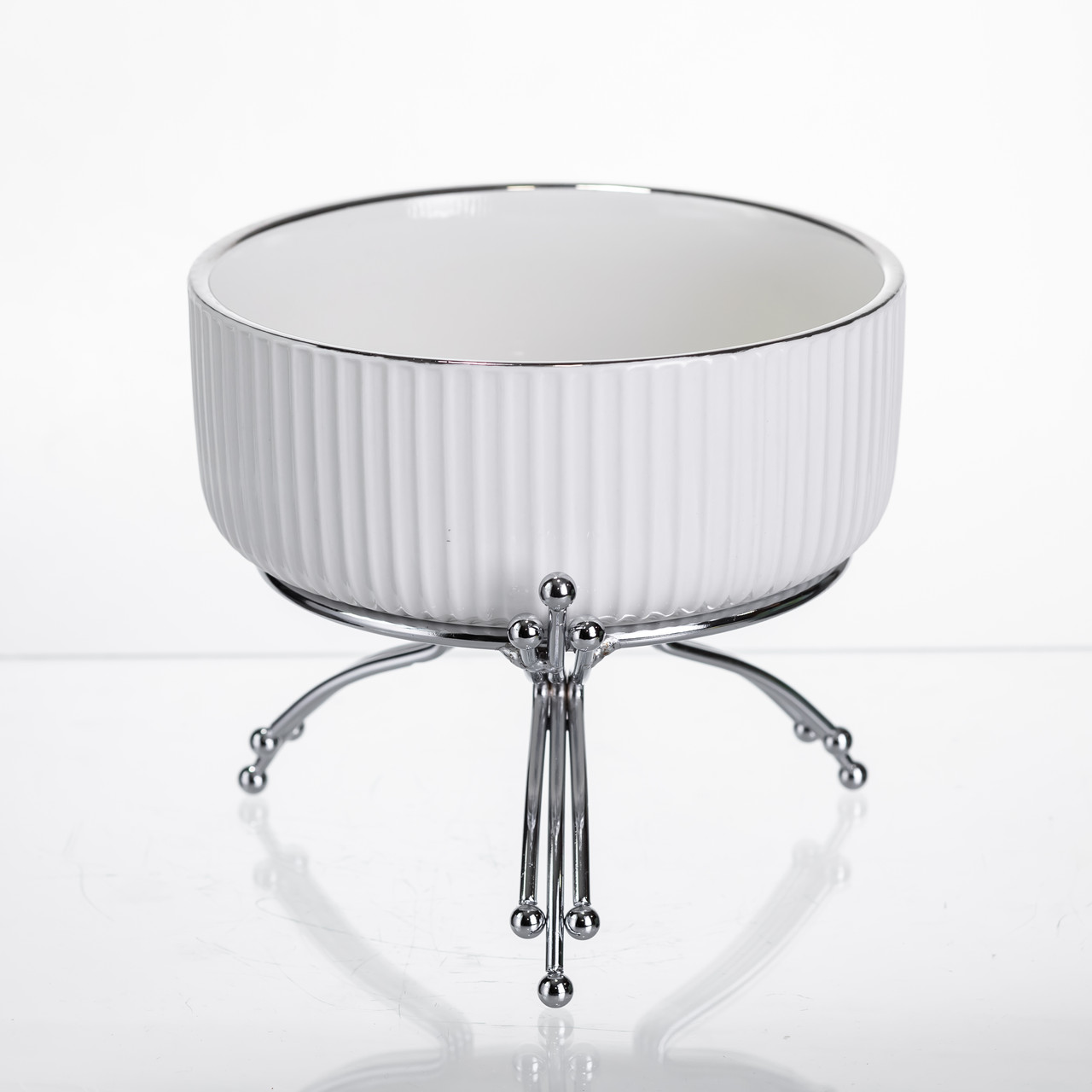 Салатник порцеляновий на металевій підставці Ø16 (см) Срібло LB-1568S