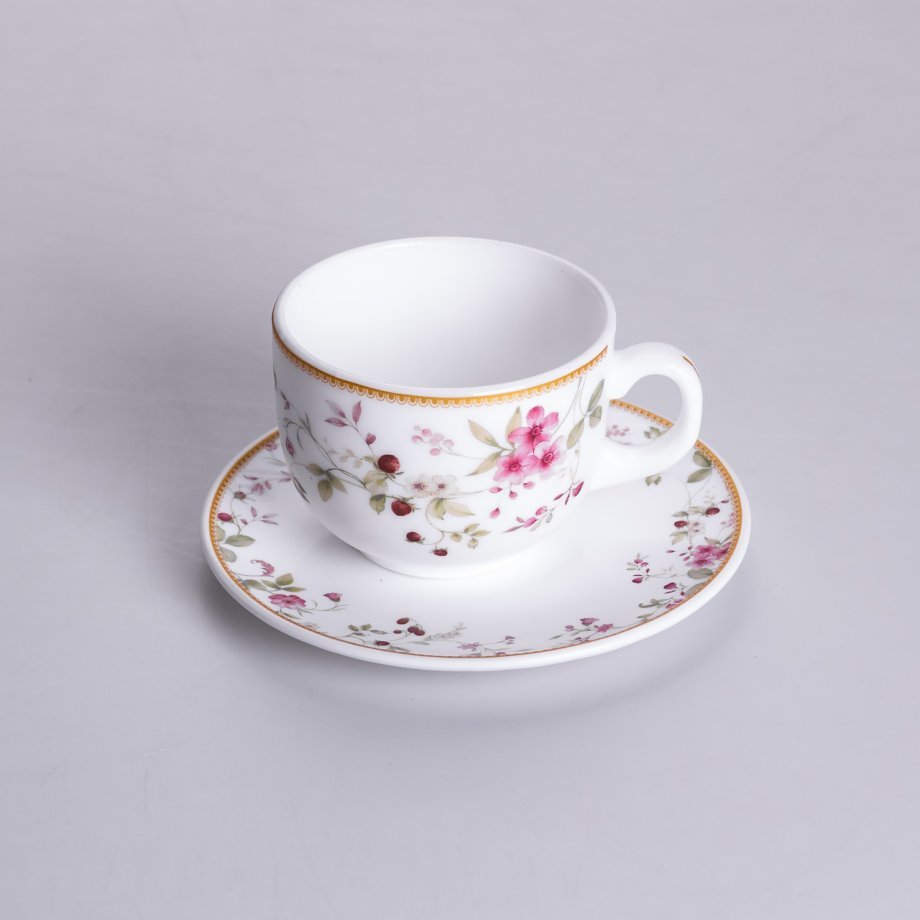 Столовий сервіз з порцеляни Strawberry на 6 осіб 32 предмети HP-HK-8