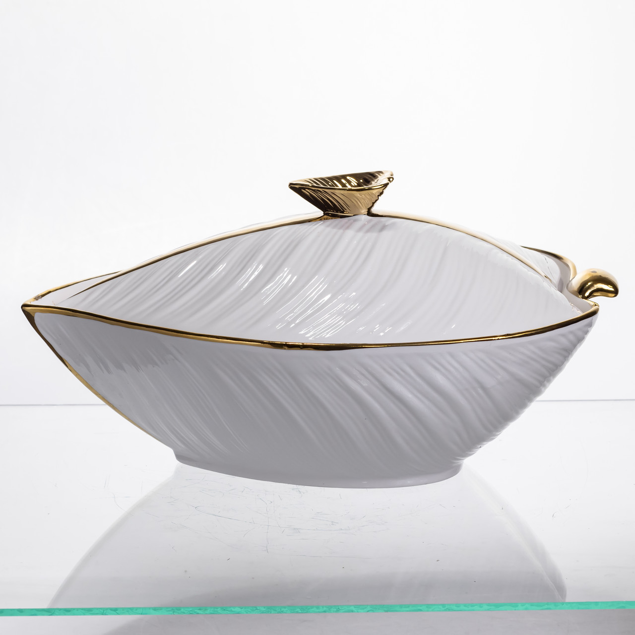 Супниця 800 (мл) порцелянова 32×21×16 (см) з кришкою Біла з золотом XL-4054AG