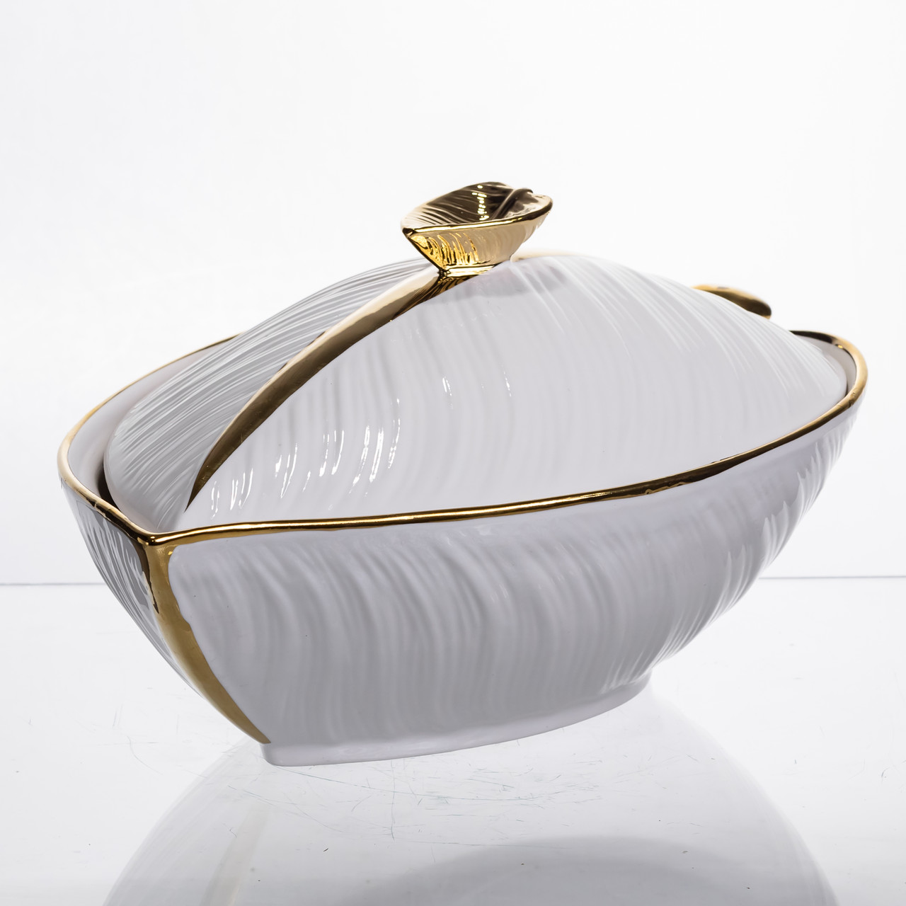 Супниця 800 (мл) порцелянова 32×21×16 (см) з кришкою Біла з золотом XL-4054AG