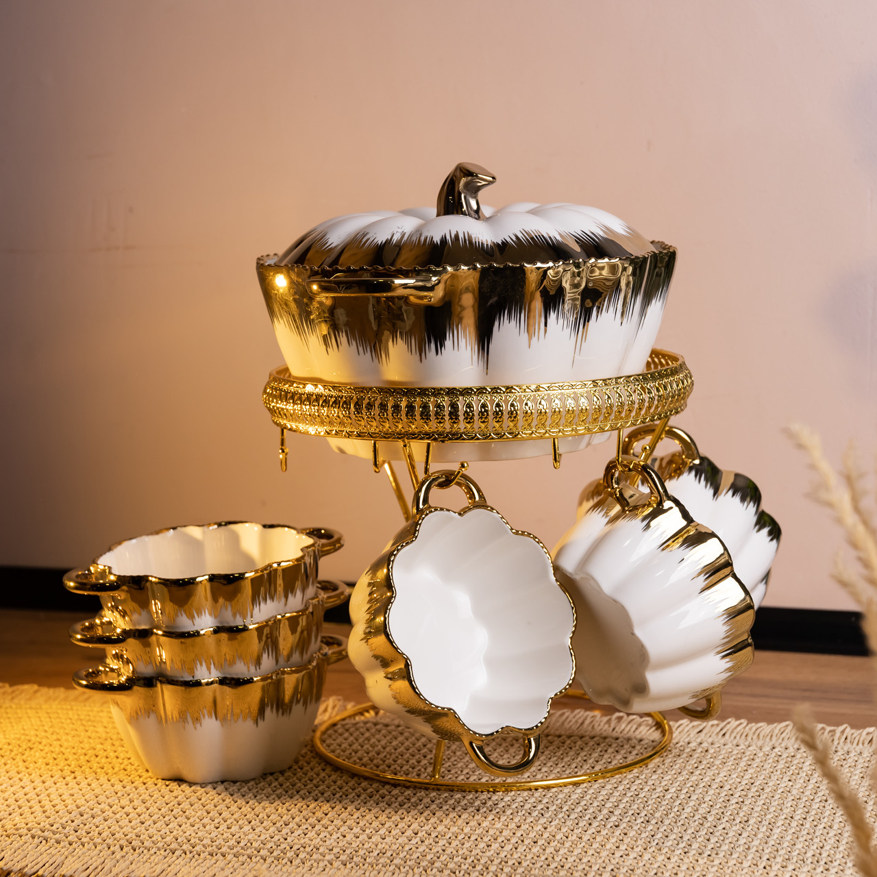 Суповой сервиз на 6 персон супница 2 (л) на подставке с бульонницами 350 (мл) ML152