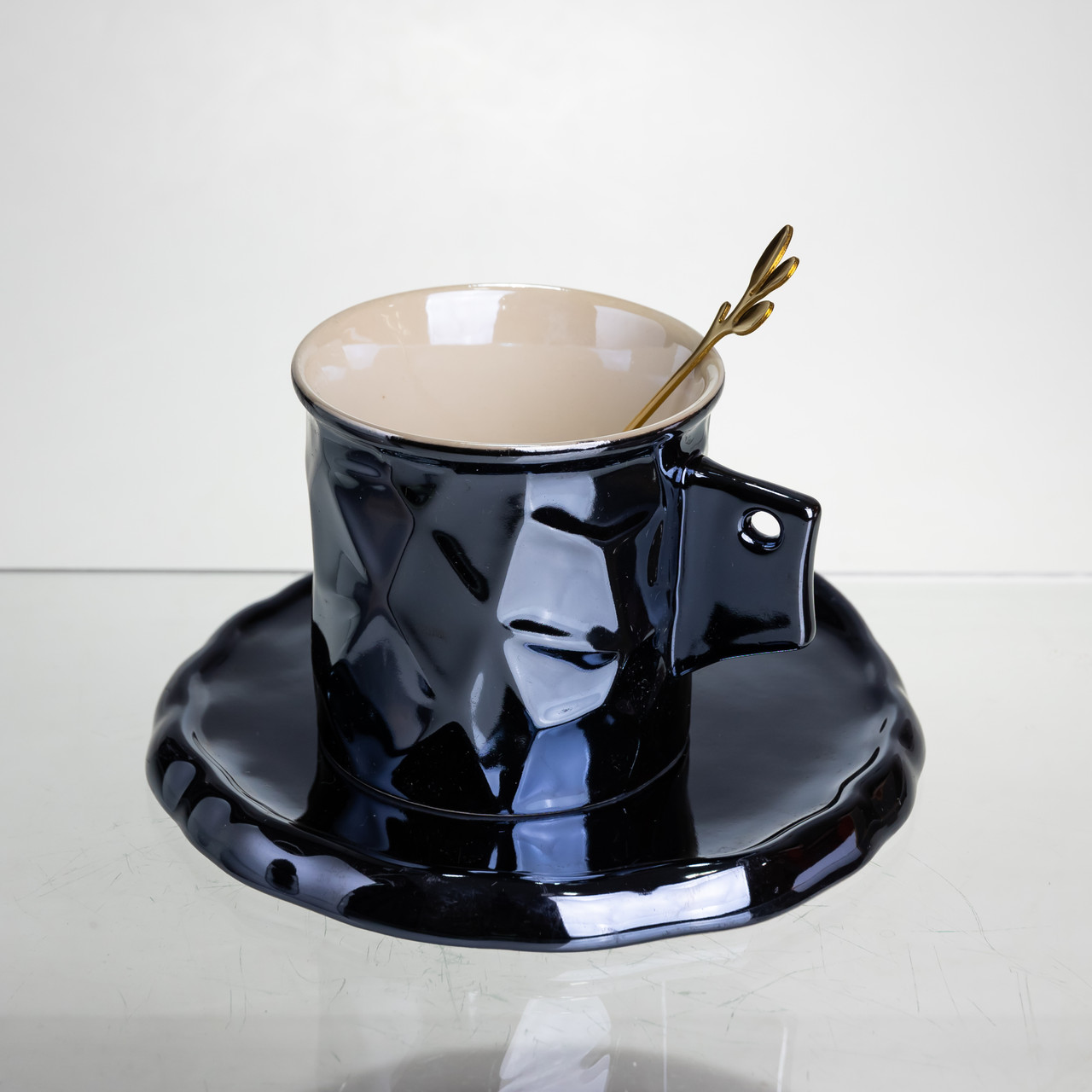 Чашка порцелянова для кави 200 (мл) з блюдцем і ложкою, гарна чашка в подарунок Чорний FM-2A