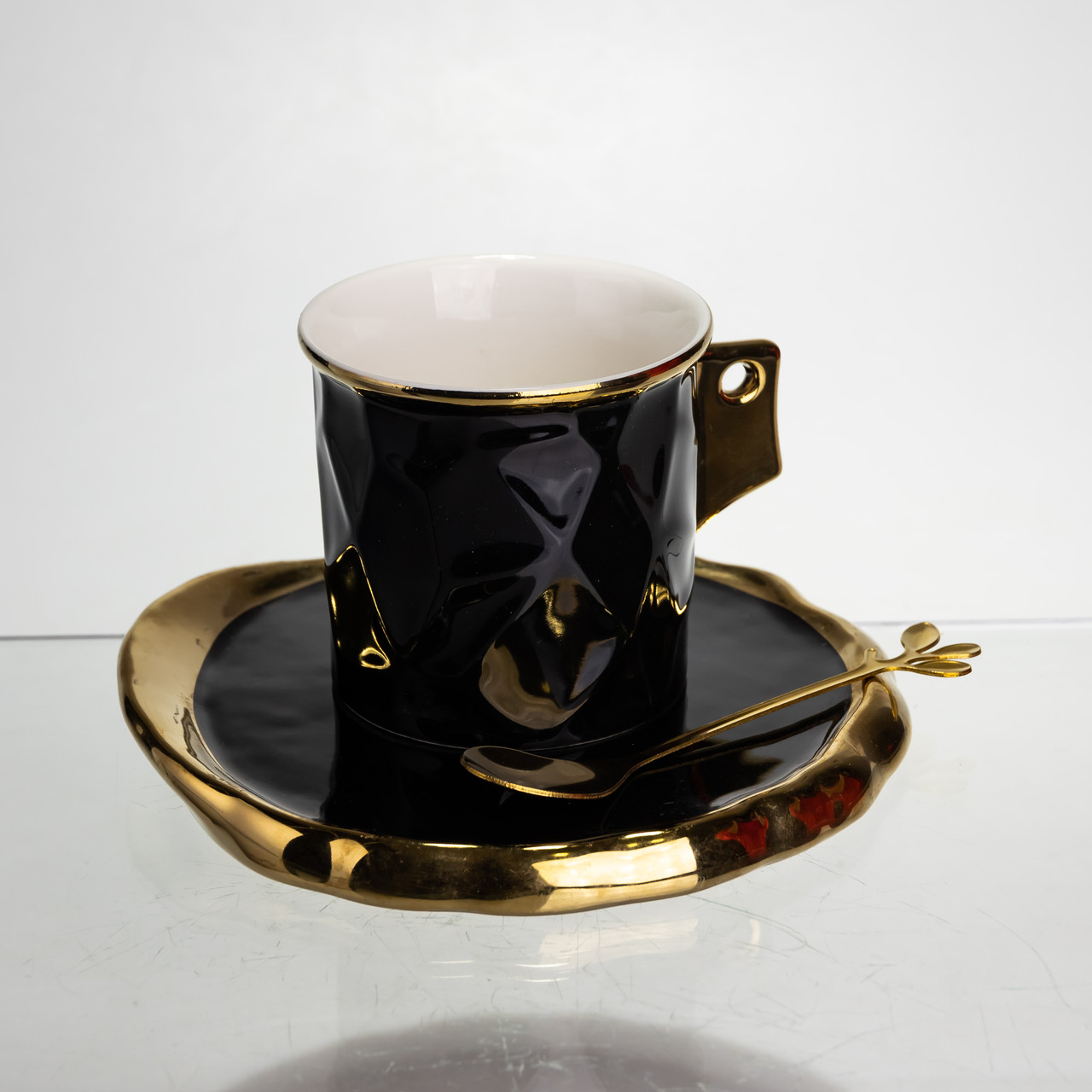 Чашка порцелянова для кави 200 (мл) з блюдцем і ложкою, гарна чашка в подарунок Чорний із золотом FM-1A