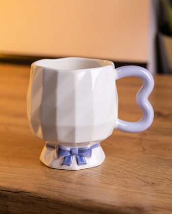 Чашка порцелянова на ніжці 400 (мл) оригінальна кружка на подарунок чашка для чаю та кави Бузковий FM-39A