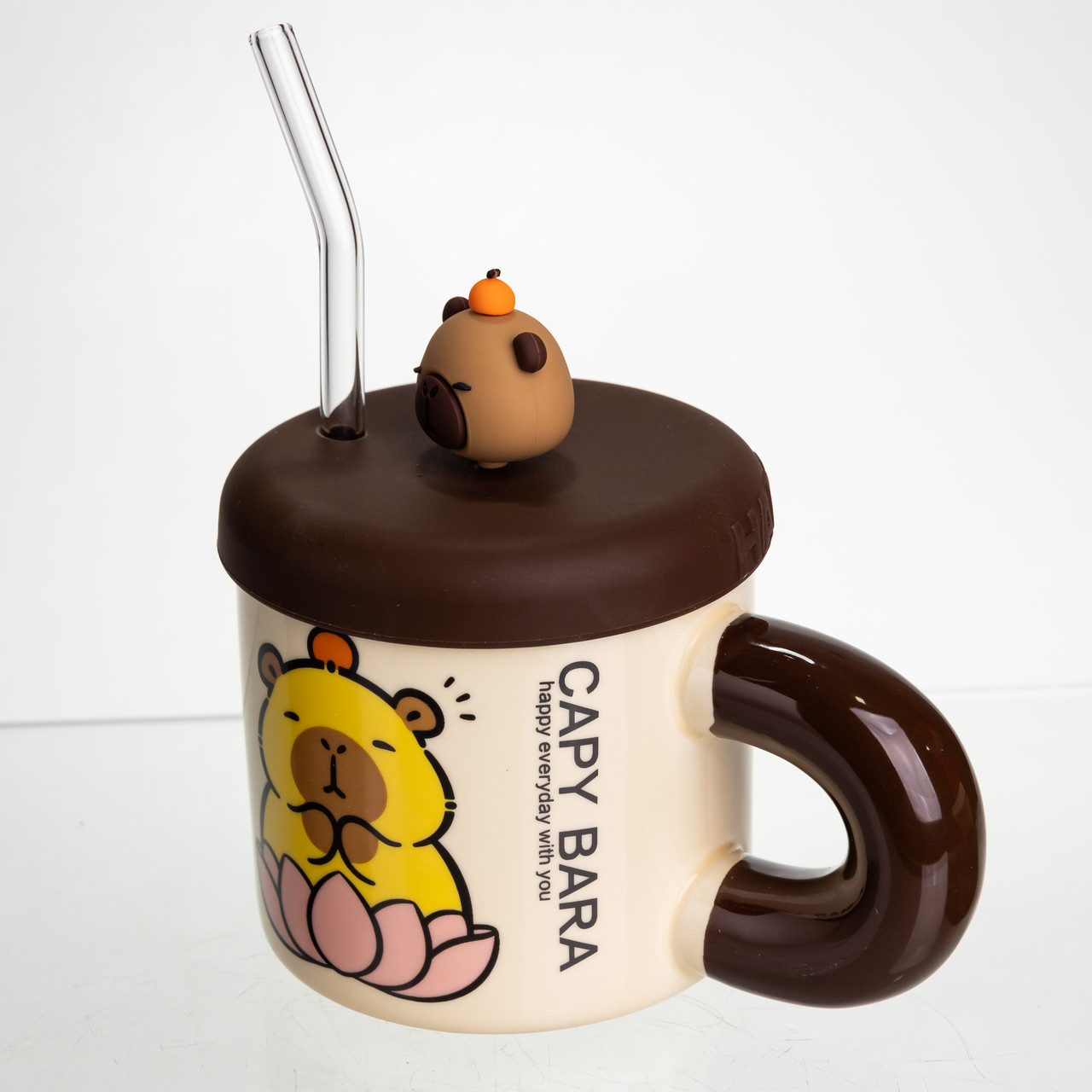 Кубок порцелянова з кришкою та трубочкою Капібара в лотосі 300 (мл) подарункова кружка прикольна чашка для дітей на подарунок FM-27B