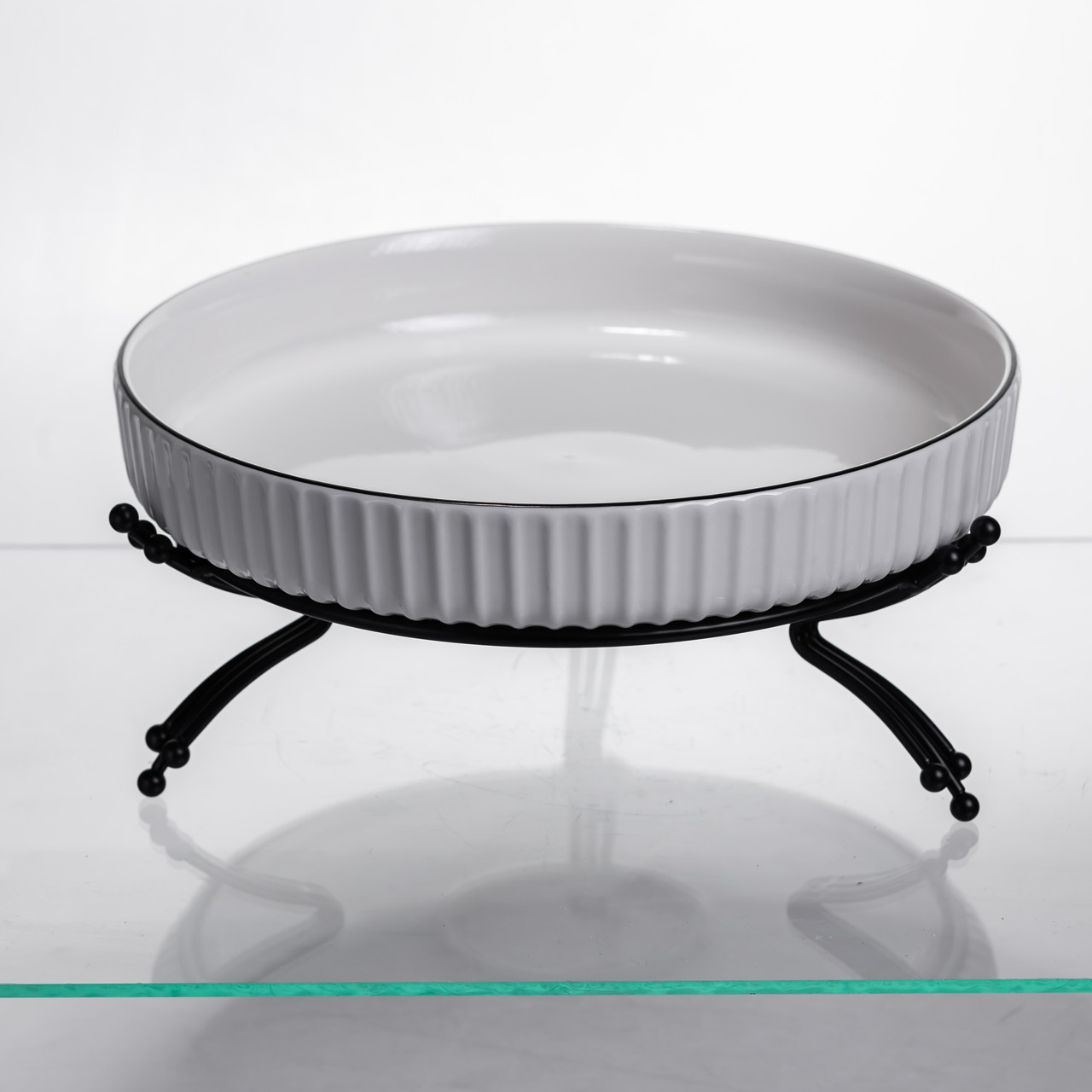 Фруктовниця порцелянова на металевій підставці Ø25 (см) кругла ваза цукерниця для фруктів Білий із чорним LB-1572B