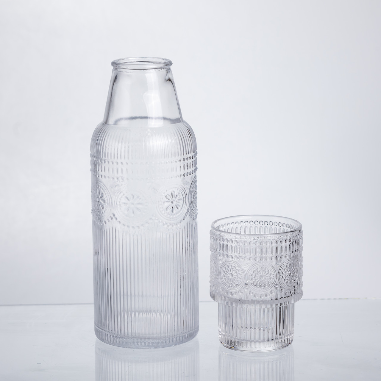 Глечик 700 мл зі склянкою 1 (шт) графин для компоту соку води лимонаду глечик для напоїв Прозорий HP-19-L4