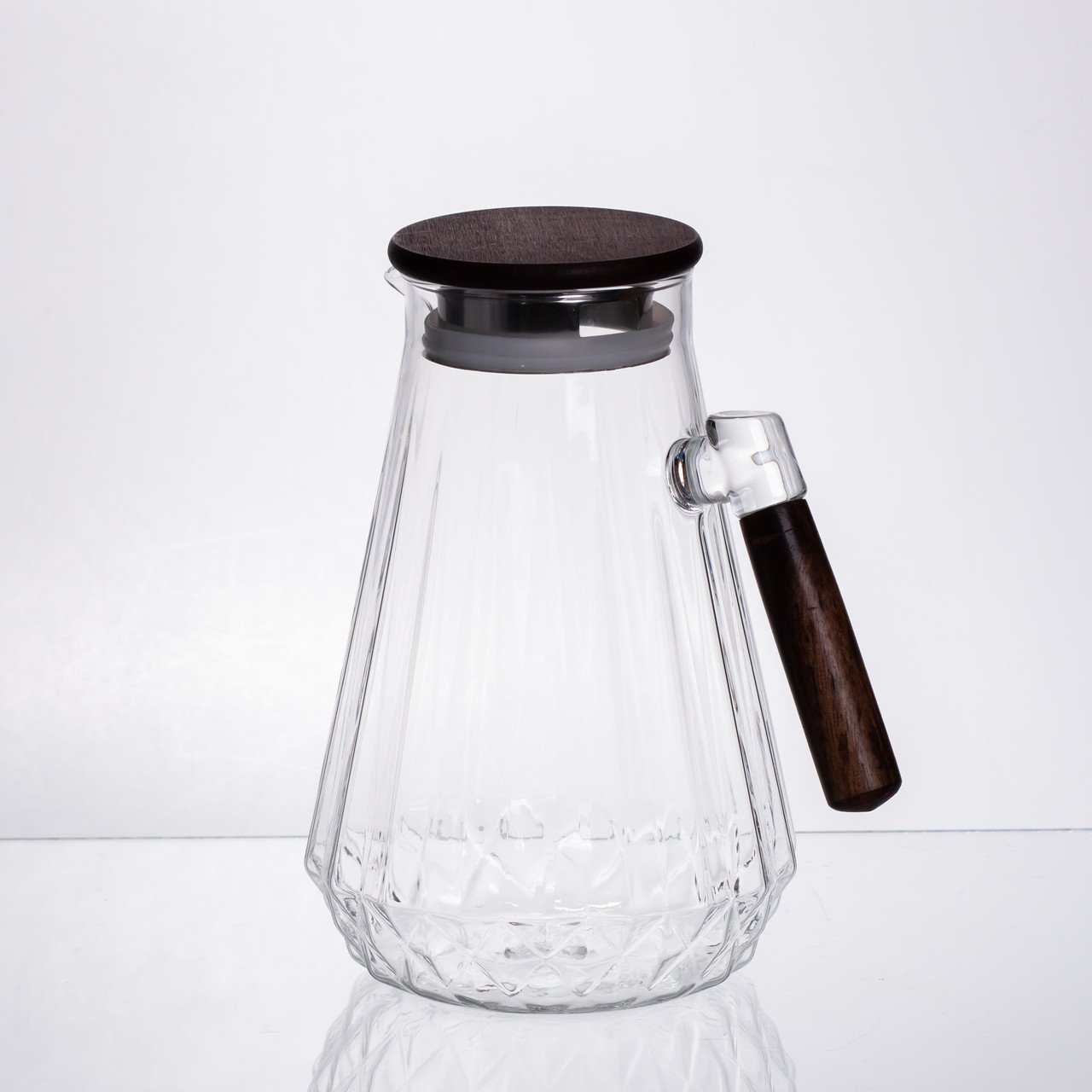 Глечик для напоїв 1.7 (л) для компоту, мохіто, лимонаду, сангрії скляний глечик із ручкою й бамбуковою кришкою 64486-71