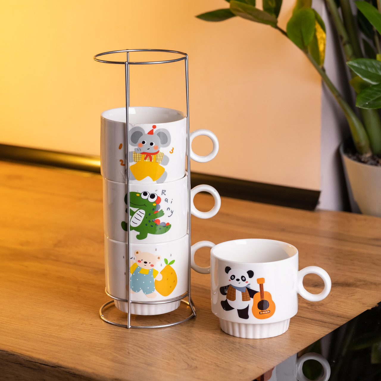 Набір порцелянових чашок для дітей на металевій підставці Animals 4 (шт) по 300 (мл) подарунковий набір чашок FM-8