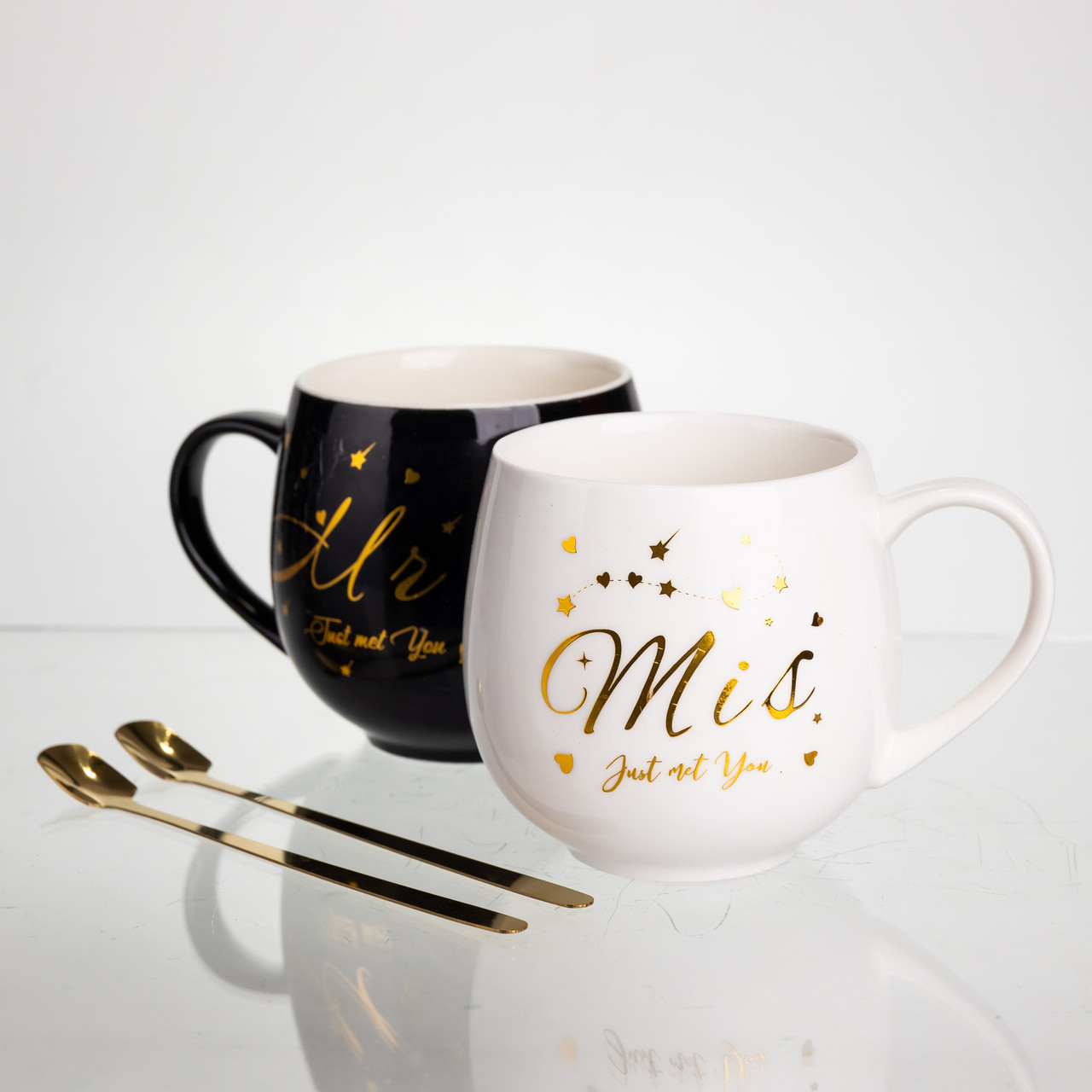 Набір парних порцелянових чашок Mr&Mis 2 (шт) по 350 (мл) чашки на подарунок з ложкою Чорний з білим FM-29