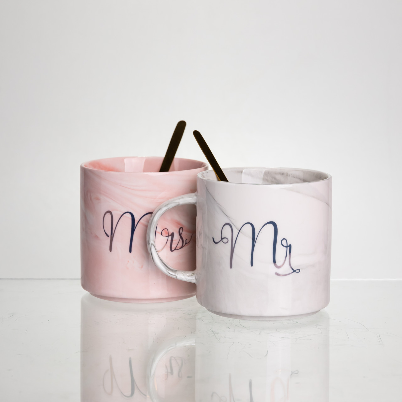 Набір парних порцелянових чашок Mr&Mis 2 (шт) по 400 (мл) чашки на подарунок з ложкою FM-28