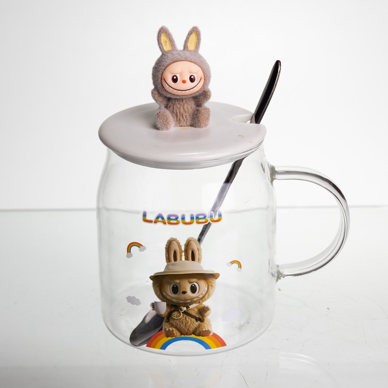 Новорічна велика скляна чашка "Лабубу" з кришкою та ложкою 600 мл, Святкова кружка чашка для дітей на подарунок Коричневий FM-56C