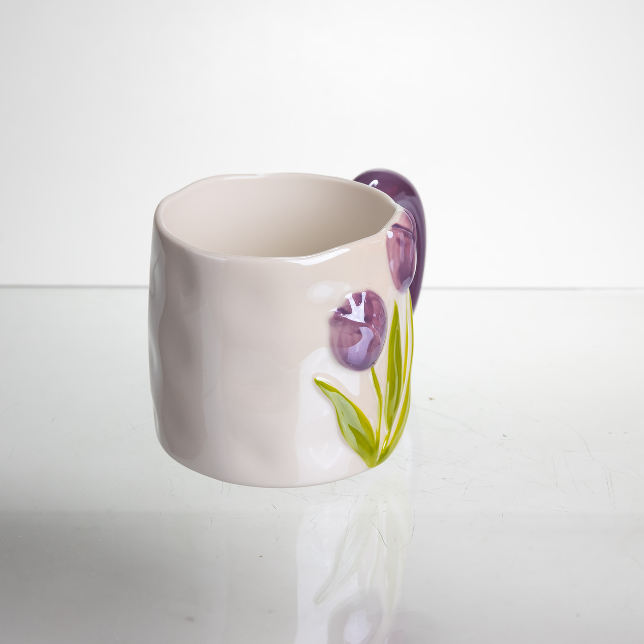 Новорічна порцелянова чашка для чаю та кави "Ніжний Тюльпан" з 3D-декором 400 мл, святкова кружка чашка на подарунок Фіолетовий FM-40C