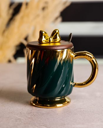 Новорічна порцелянова чашка «Золотий Вихор» 450 мл з кришкою і ложкою Yiwu FM-23A