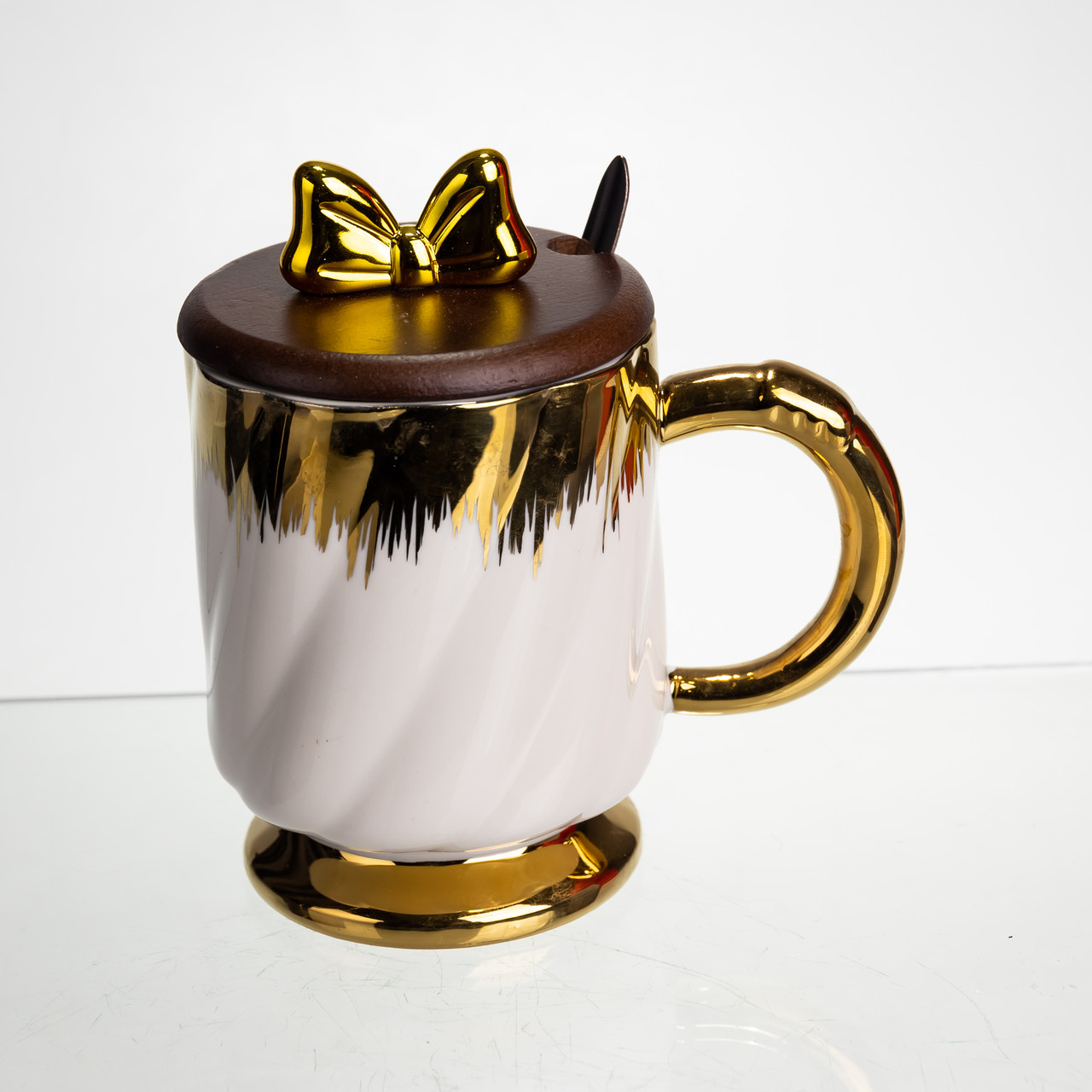 Новорічна порцелянова чашка «Золотий Вихор» 450 мл з кришкою і ложкою Yiwu FM-23D