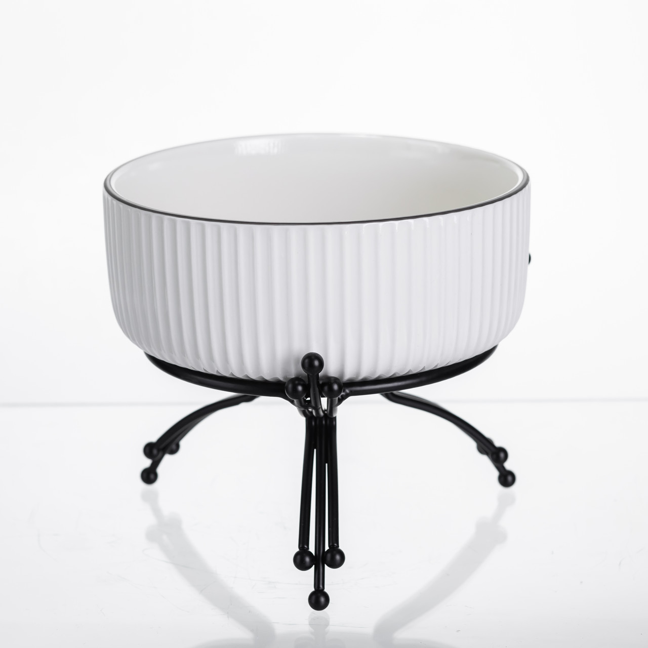 Салатник порцеляновий на металевій підставці Ø16 (см) тарілка для салату салатниця Чорний LB-1568B