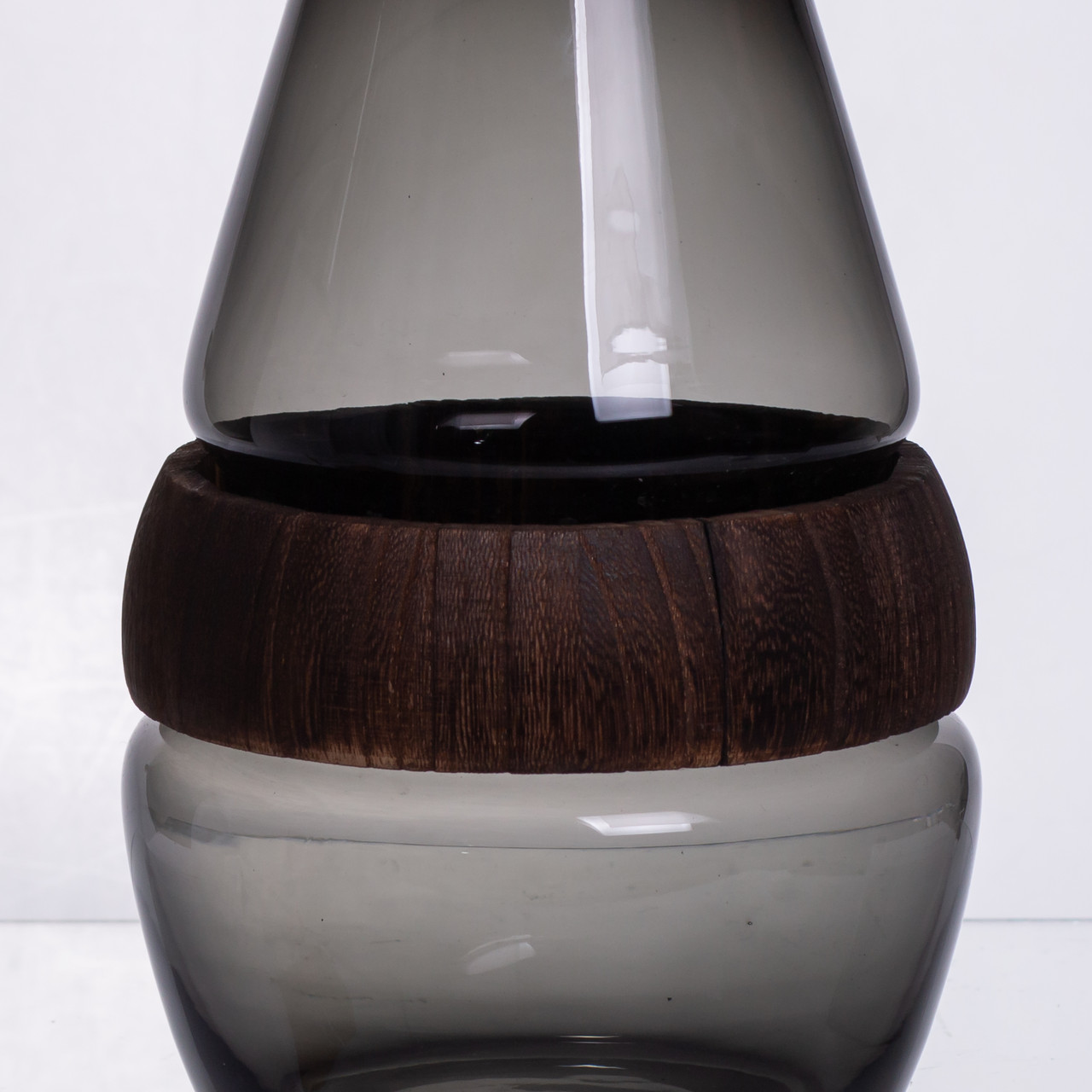 Скляна ваза з деревом кругла прозора HP-32-6