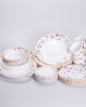 Столовий сервіз з порцеляни Strawberry на 6 осіб 32 предмети HP-HK-8