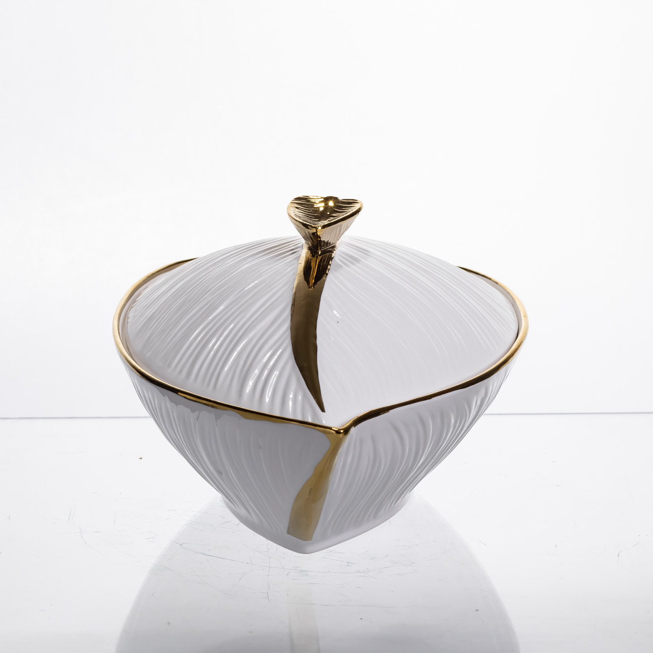 Супниця 800 (мл) каструля 26×18×14 (см) з кришкою Білий з золотом