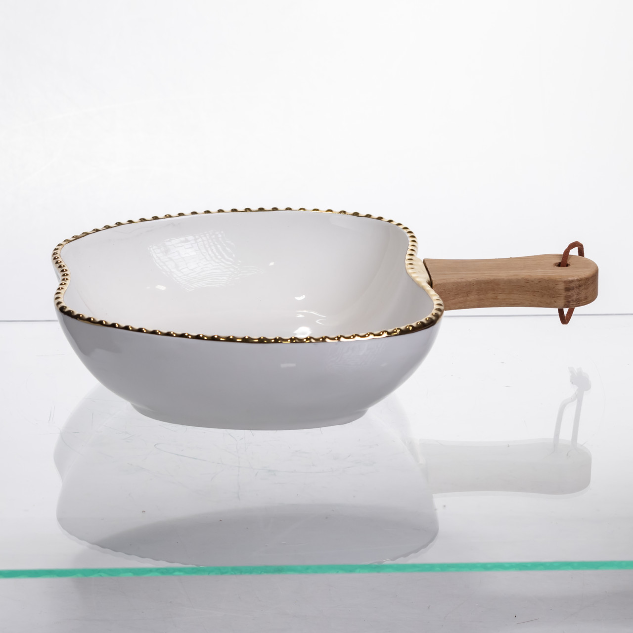 Тарілка порцелянова глибока з ручкою Яблуко 25×20×5 (см) з ручкою Золото ZJH-14-2