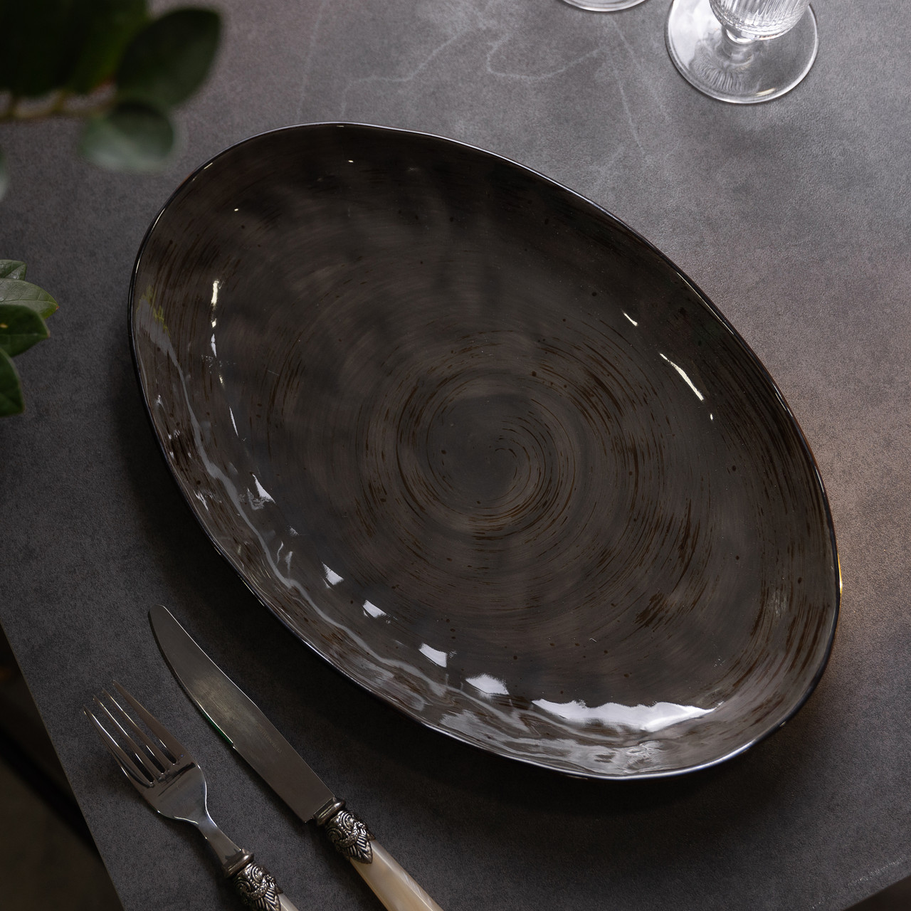 Тарілка порцелянова плоска овальна 35 х 23.5 см сервірувальне блюдо для нарізки Lugi HP23392