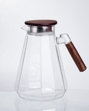 Глечик для напоїв 1,7 (л) з ручкою і бамбуковою кришкою 64486-72