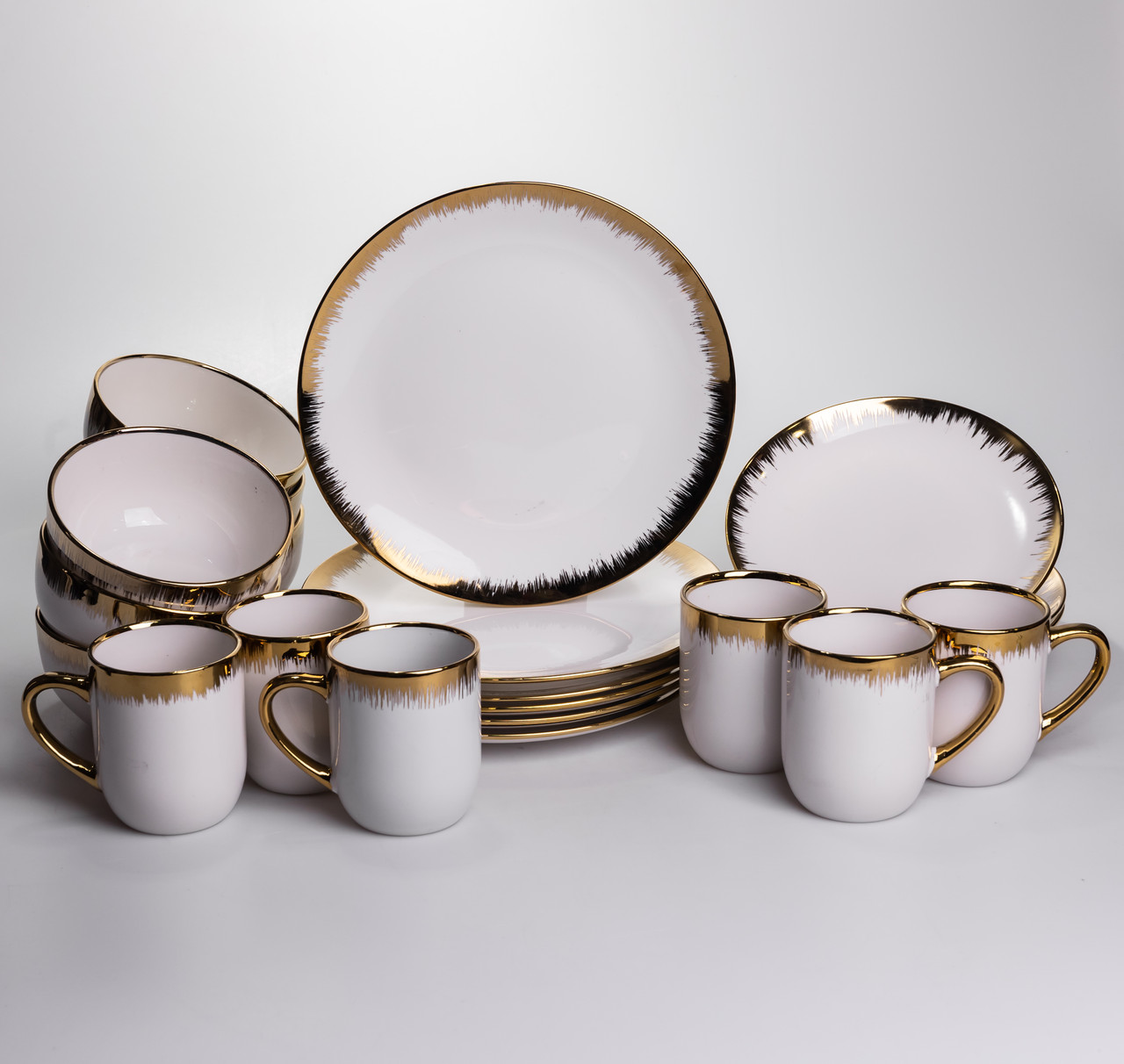 Столовий набір посуду тарілок і чашок 24 предмети на 6 персон «Смарагд» порцеляновий MD-16