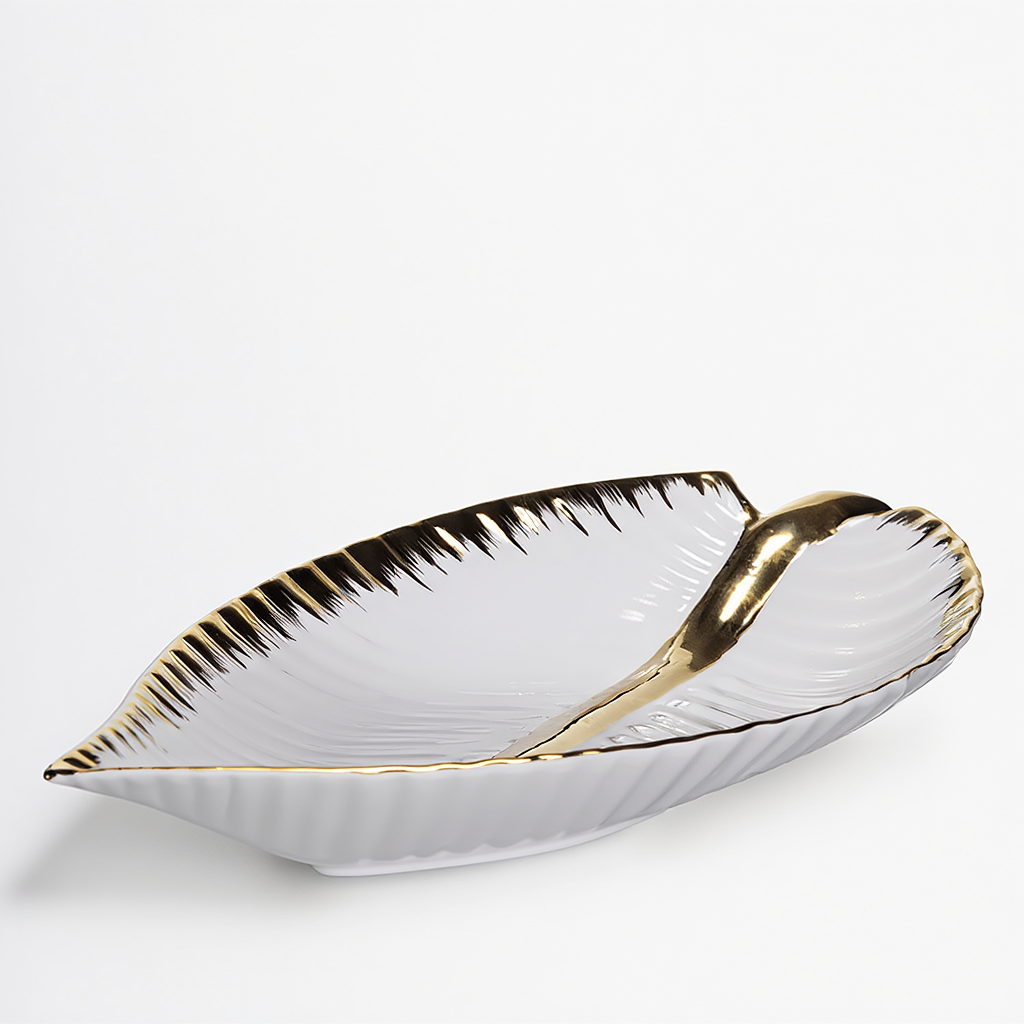 Декоративне блюдо у формі листочка 40 см, порцелянове, біле з золотом WH046