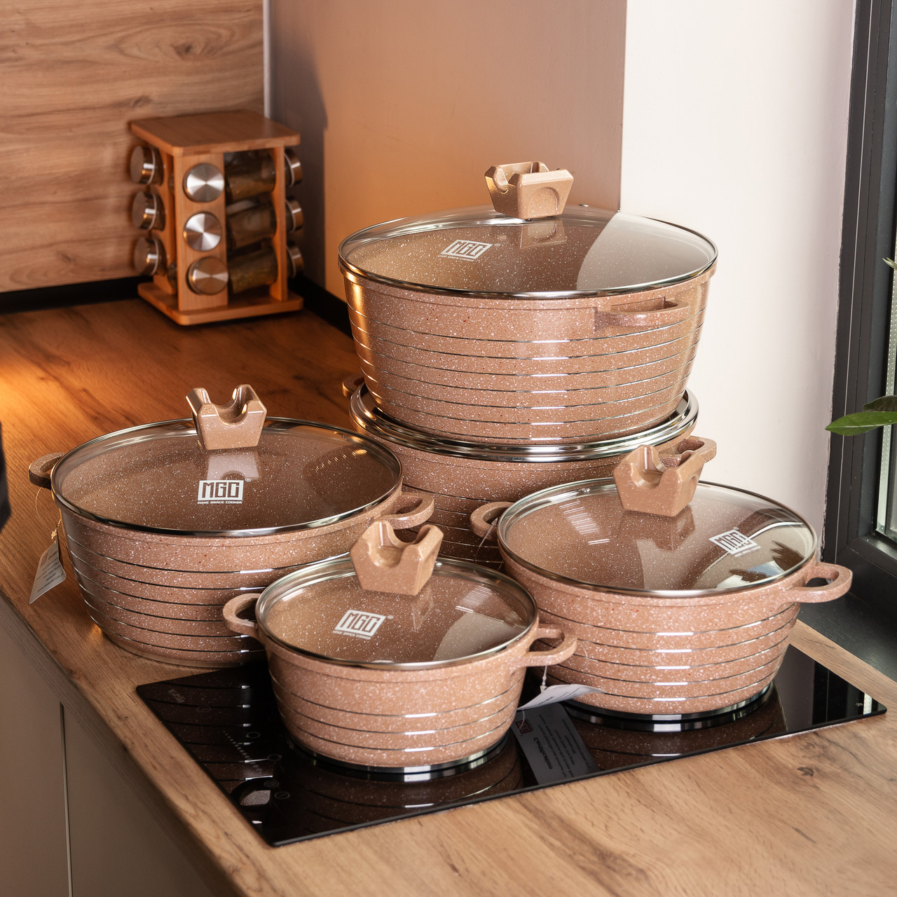 Набір із 5 господарських каструль, 2,5-9 літрів, товсте дно, алюміній MGC HP-4-411CH