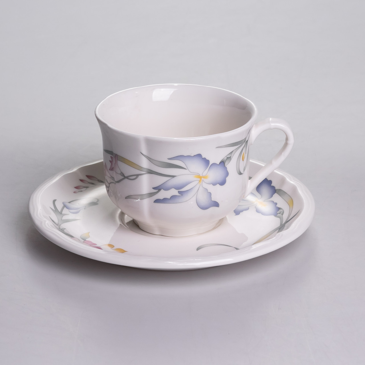 Столовий набір посуду тарілок і чашок 32 предмети на 6 персон Villeroy порцеляновий YY78-8A