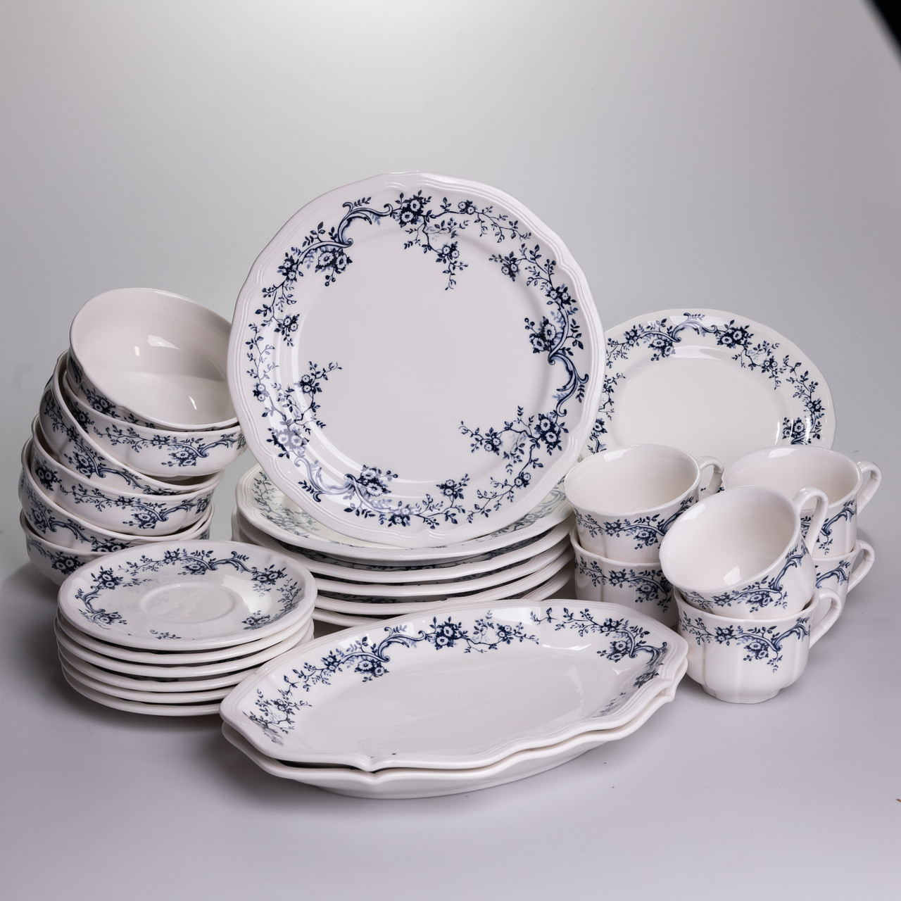 Столовий набір посуду тарілок і чашок 32 предмети на 6 персон Vintage порцеляновий YY78-10A