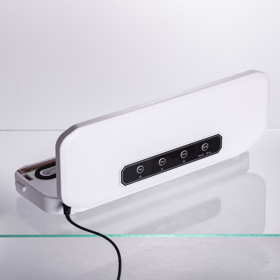 Вакууматор побутовий для сухих та вологих продуктів 400 Вт вакуумний пакувальник 4 режими роботи + 10 пакетів Білий HP-11-17W