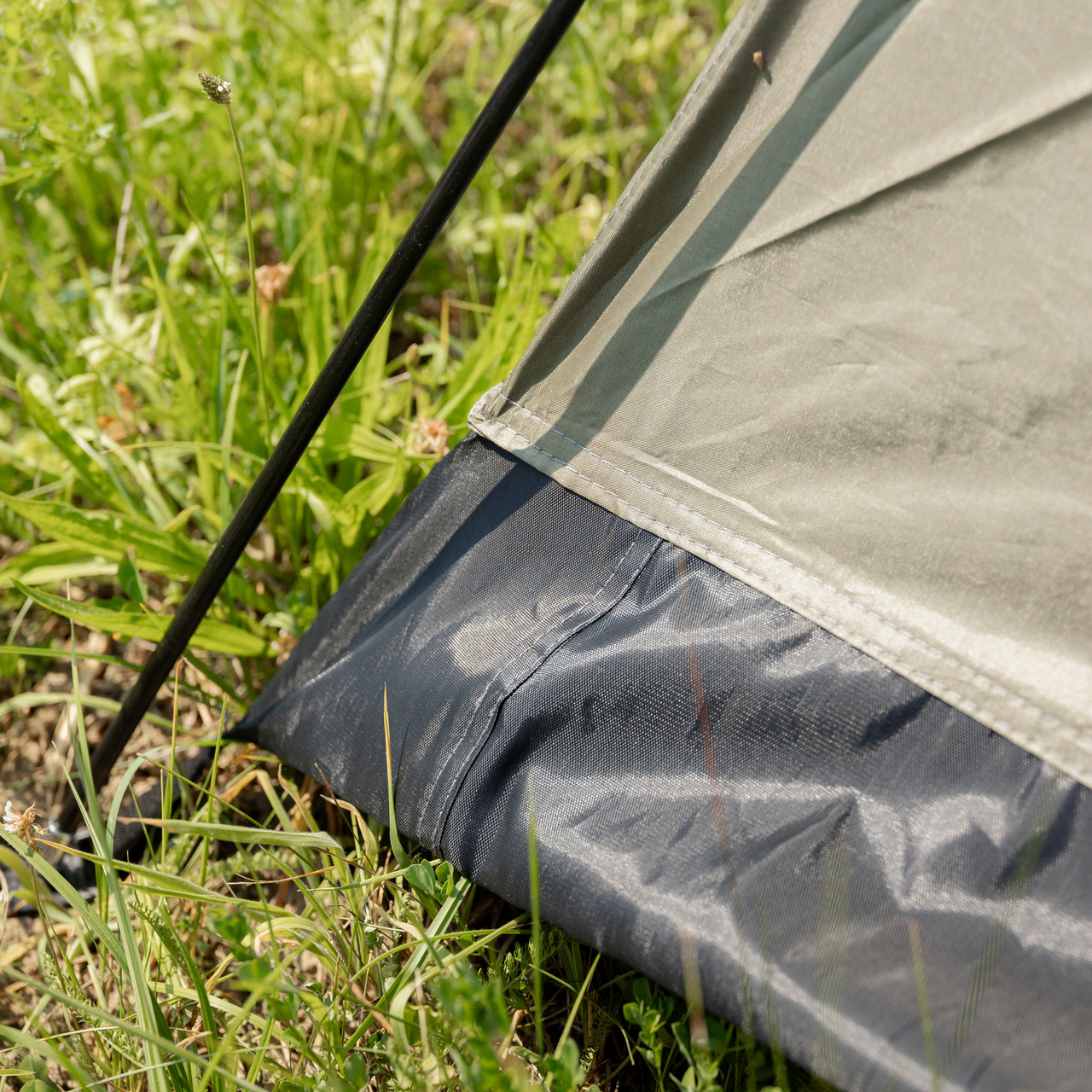 Намет двомісний 200×150×120 (см) кемпінговий туристичний для риболовлі, полювання LU-025GR Хакі