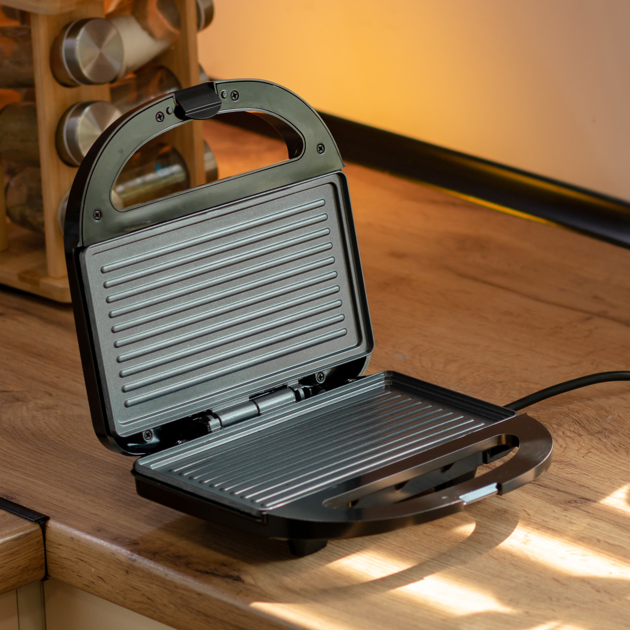 Електрогриль прижимний з антипригарним покриттям 750 Вт Sokany SK-08075