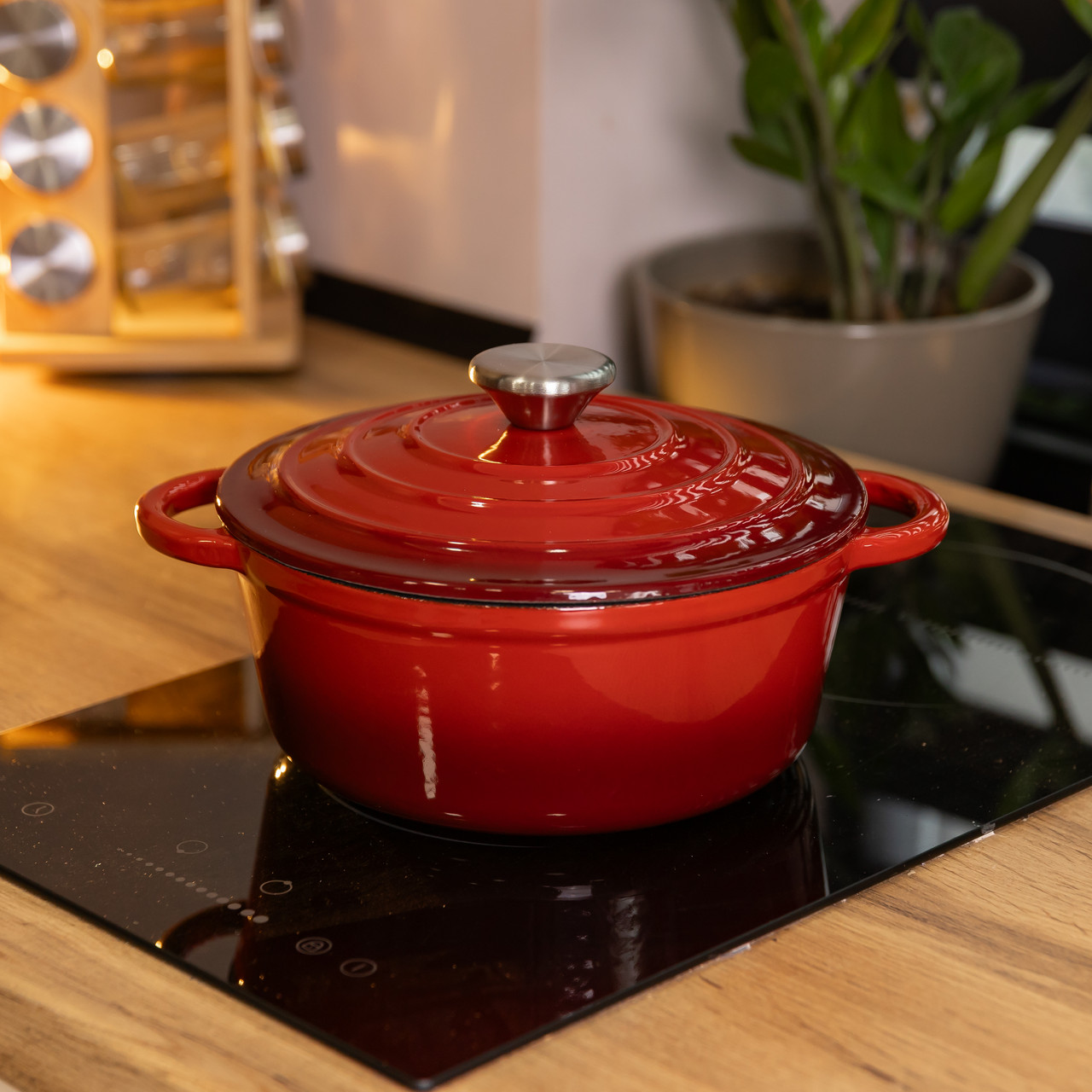 Каструля чавунна 2.5 л емальована з кришкою посуд для тушкування запікання томління кухонна Червона HP-1-14-RED